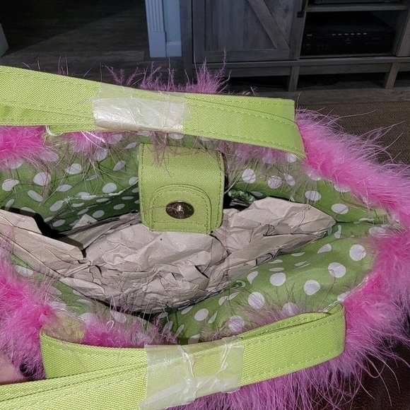 5/$13 Pink fuzzy boa accent around top Long strap Green & pink purse - Picture 12 of 16